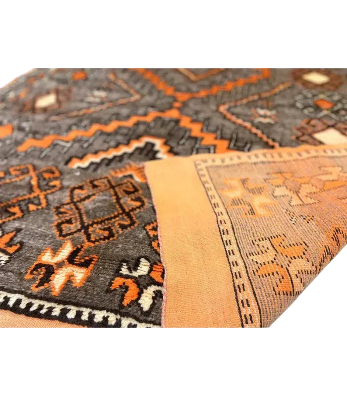 Moroccan Ait Ouaouzguite Wool Rug – 4'8" x 8', Dark Grey & Orange - cooperativeatma