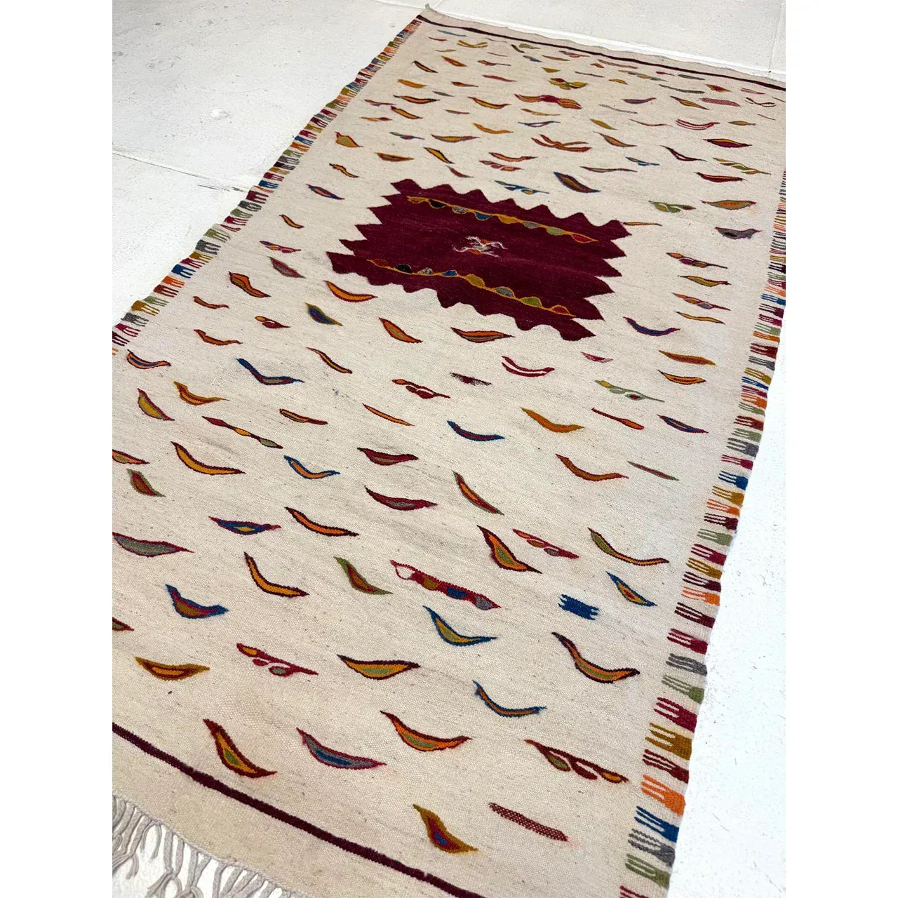 Small Moroccan Kharita Wool Rug – Flatweave, 3’5″ x 6’2″