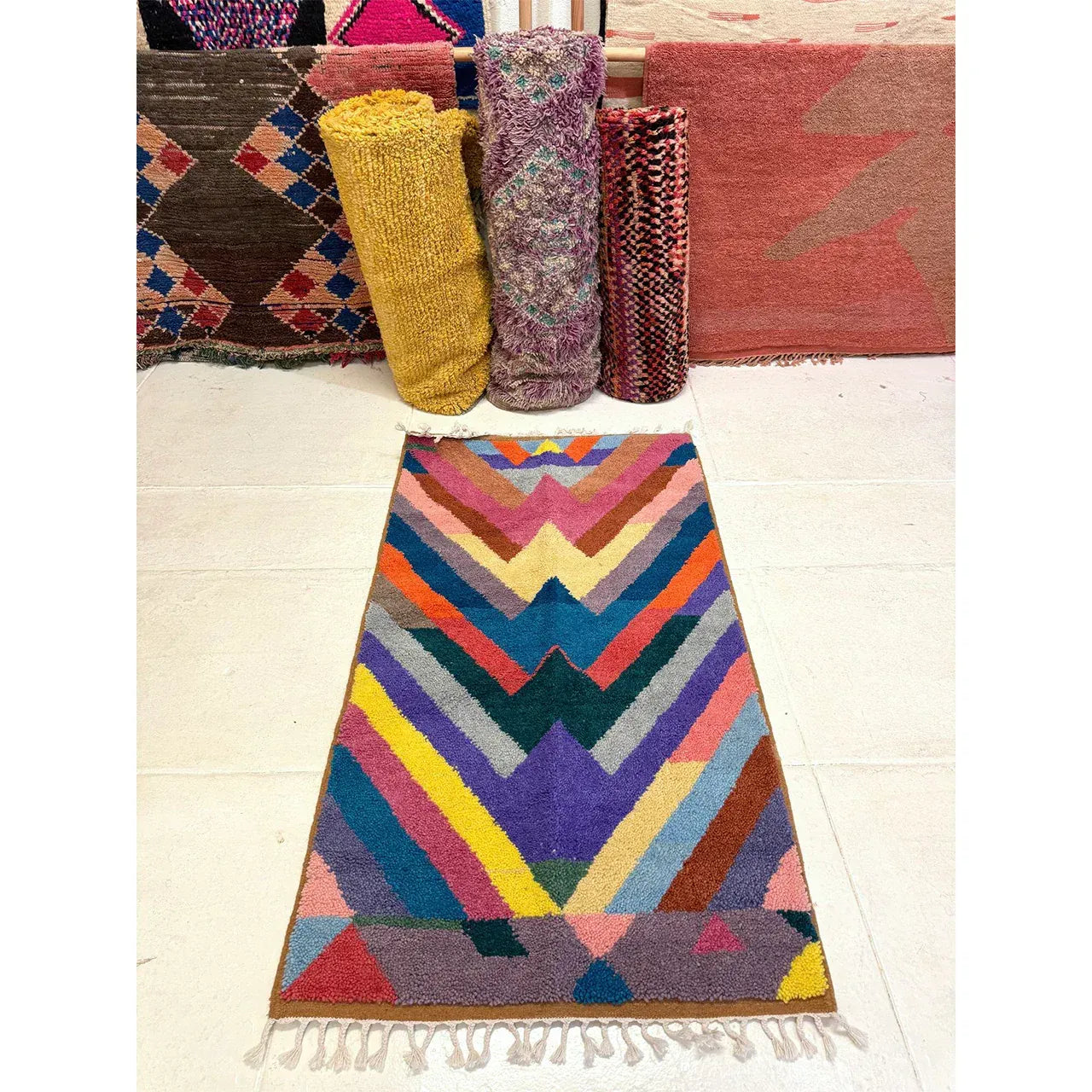 Small Color-Block Moroccan Wool Rug – Modern Low Pile, 2’10” x 5’2″