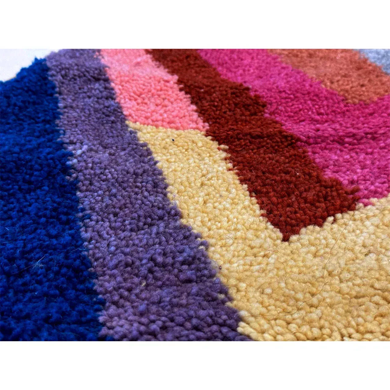 Small Color-Block Moroccan Wool Rug – Modern Low Pile, 2’10” x 5’2″